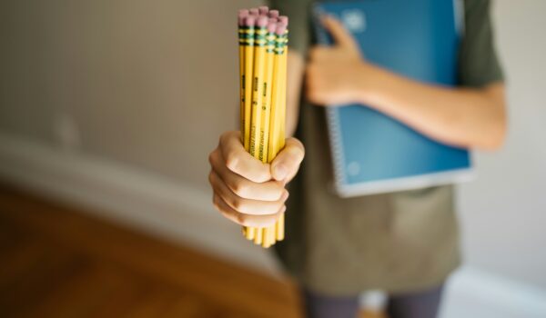 آموزش برنامه‌ریزی کودک عمو کتابی
