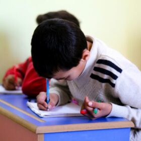 آمادگی امتحان کودک عموکتابی
