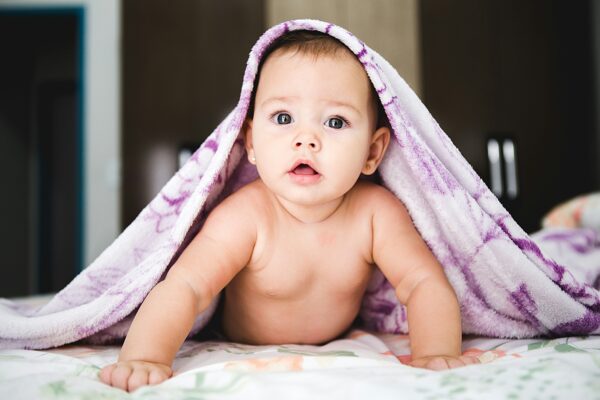 ساعت خواب نوزاد عموکتابی