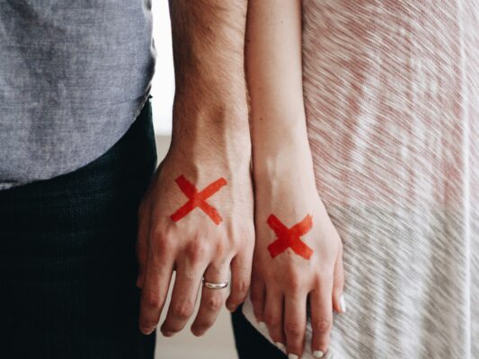 مهارت نه گفتن به رابطه جنسی؛ آموزش مرزهای سالم 1 نه گفتن به رابطه نوجوان عمو کتابی