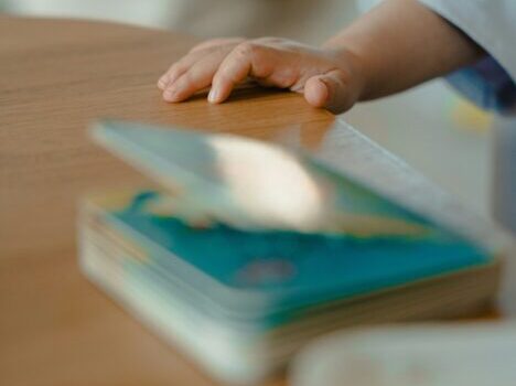 کتاب قصه برای کودکان عمو کتابی