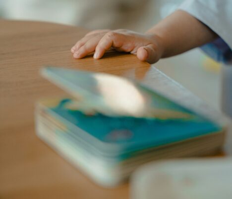 کتاب قصه برای کودکان عمو کتابی